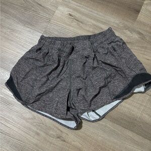 lululemon women’s shorts size 6 color gray
